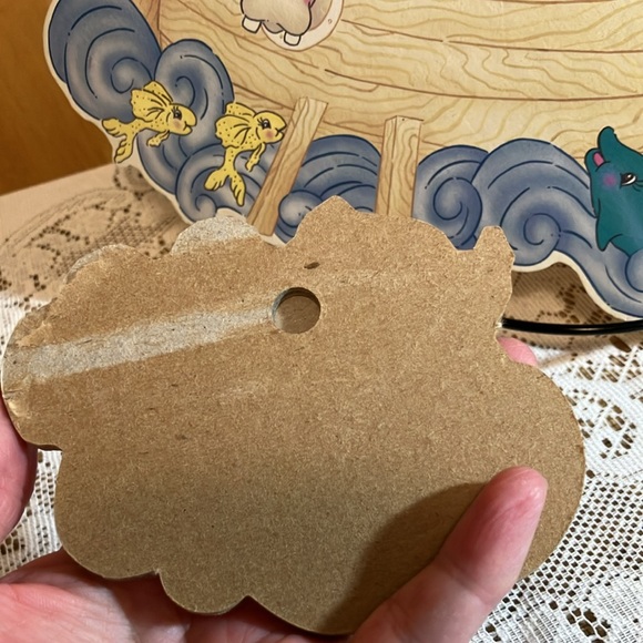 Sturdy Cardboard Noah’s Ark Wall Hanging - Picture 3 of 10